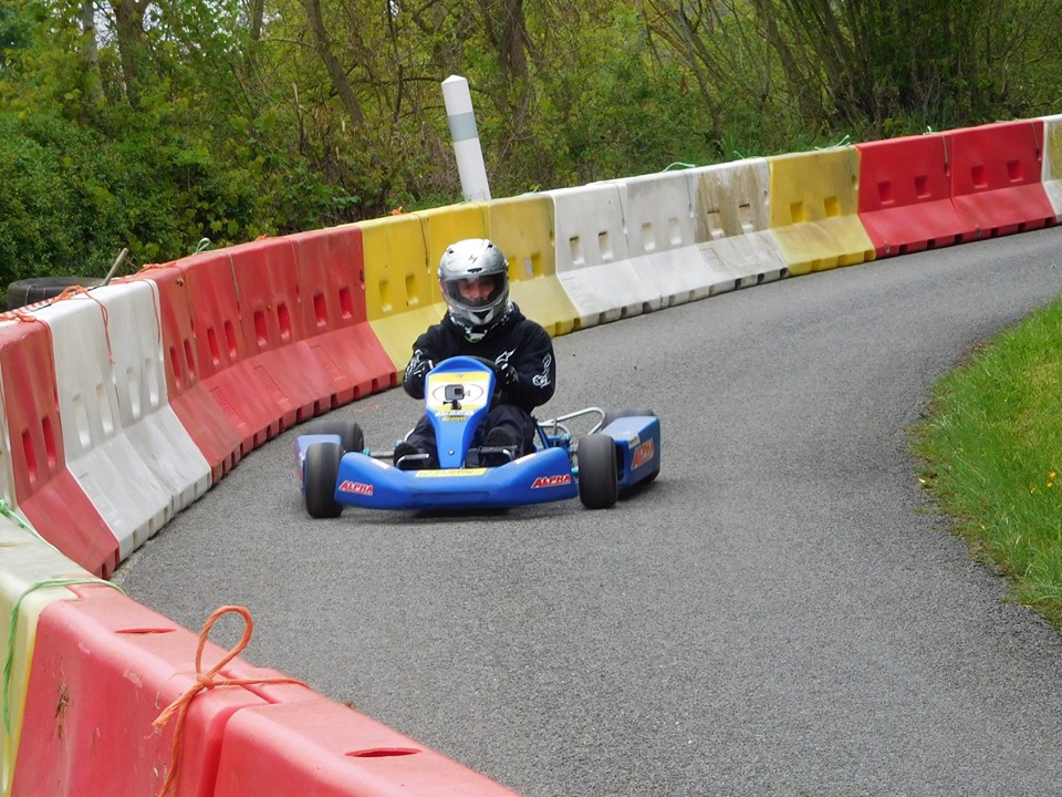 Caisse C8 Sport 3